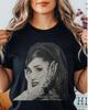T-shirt Grafica Sbiancata Ariana Grande, Merch Fan Tour 2026 Regalo