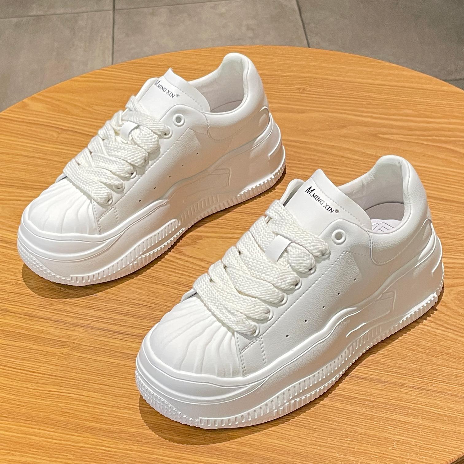 

Маленькие белые туфли на толстой подошве «Бисквит», женские весенние новые универсальные легкие повседневные спортивные туфли 40 белый