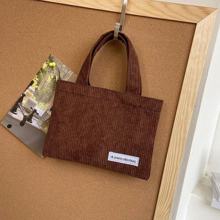 Modern Casual Tote Bag With Colorful Accents Soft Polyester Design For Everyday Travel Convenience