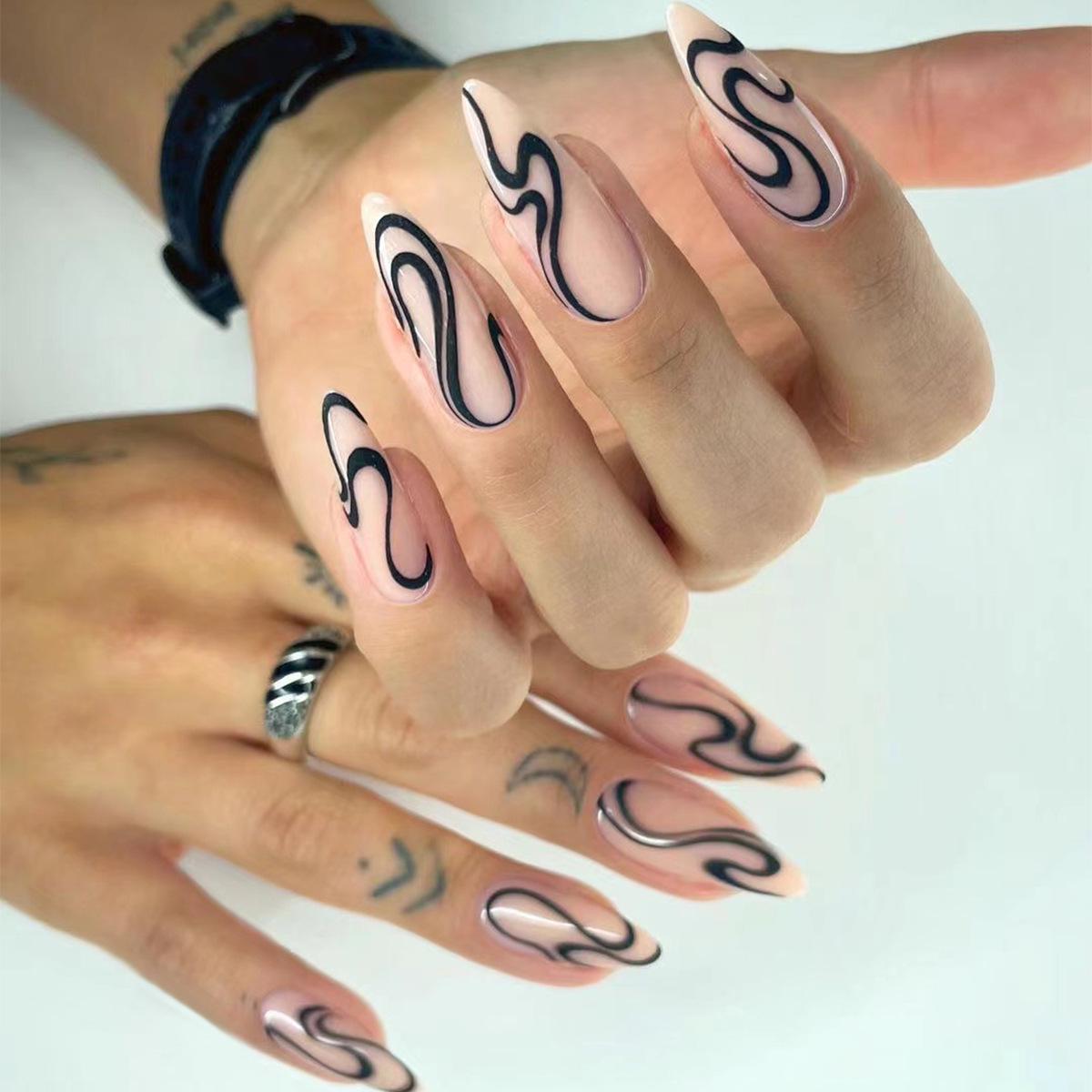 

Snake Pattern Long Pointed Press-On Nail Tips & Stickers