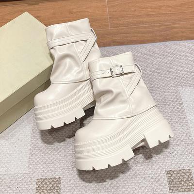 Moda Feminina Botins de Tornozelo de Plataforma Alta Outono Inverno Estilo Gótico Sapatos de Couro Fivela Punk Botas de Motociclista Bico Redondo Tênis Chunky