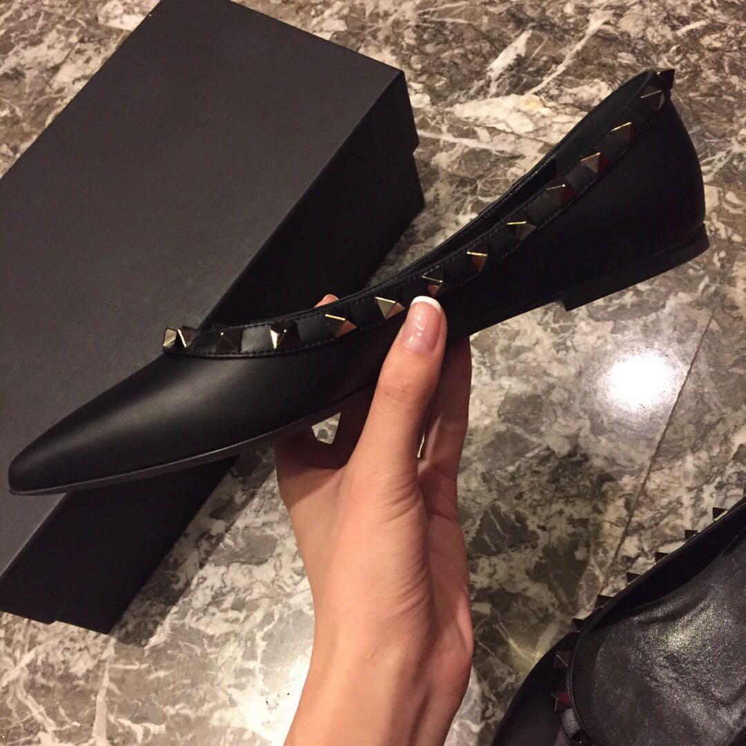 

Модные женские блестящие туфли-лодочки с заклепками, с острым носком, летний новый стиль, на низком каблуке, кожаные одинарные балетки, сандалии, лоферы 35 чёрный