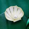 Französische Retro Muschelbrosche, High-End Feminine Eleganz, Perlenbrosche, Nischen High-End Sinn Brosche