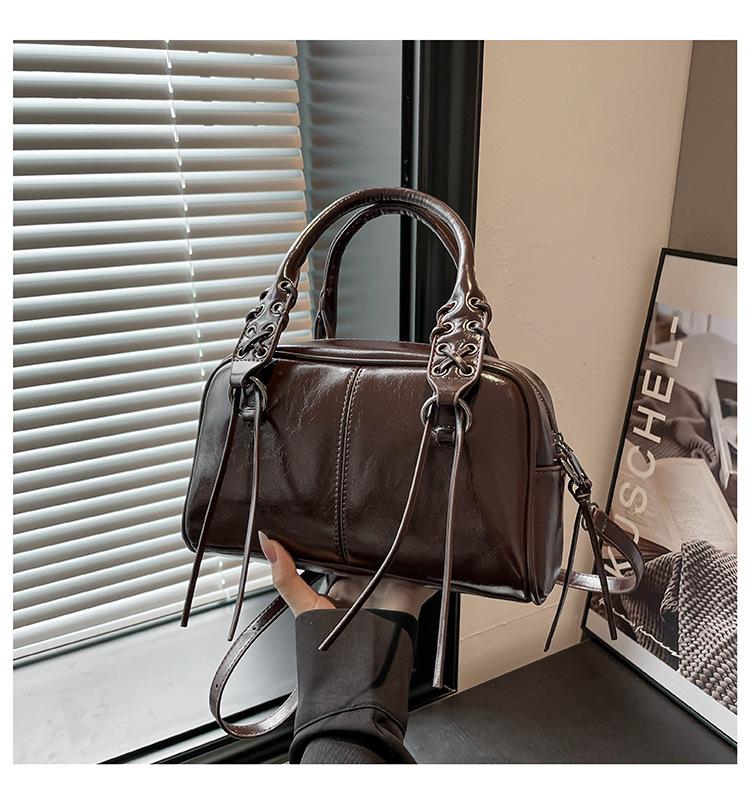 Mode Boston Handtasche Damen 2025 neue Retro Umhängetasche vielseitige Messenger Bag kleine quadratische Tasche