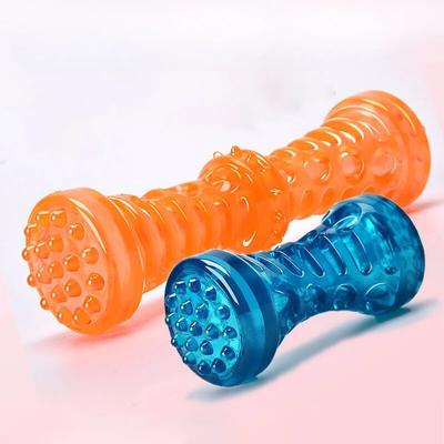 Giocattoli per cani in gomma per cani da masticare resistenti ai morsi, allenamento con cigolii, giocattoli interattivi per cani per la pulizia dei denti di cani di taglia grande