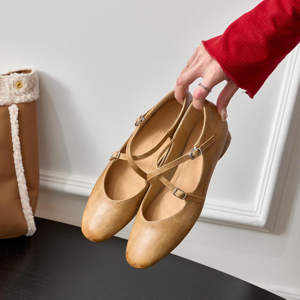 Leder-Einzelschuhe Cross Mary Jane Schuhe Damen Retro Leichte Mundschuhe Frühling Neuprodukt Temperament Niedrig geschnitten Flacher Absatz Damenschuhe