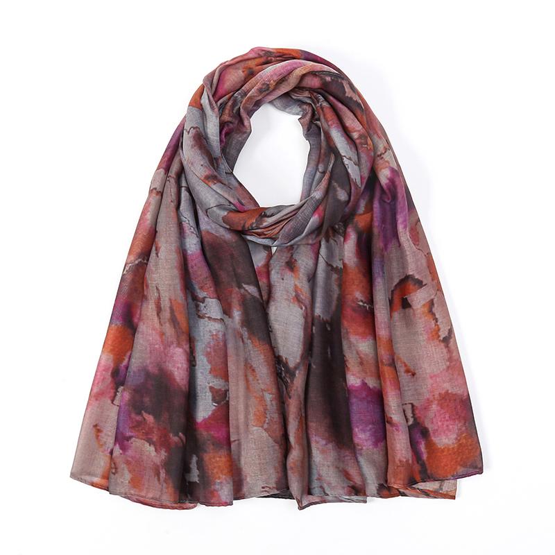 Fashion Women  Viscose Scarf Retro Aztec Floral Voile Hijab Shawlsand Wraps Female Foulards Echarpe Designer