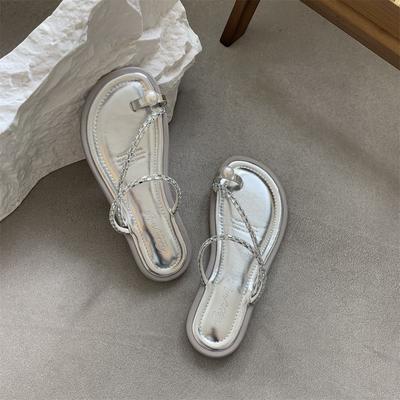 French Evening Slippers 2025 New Flat Shoes Pinch Feet Cool Slippers Fairy Style Beautiful Sandals Women's Summer Wear