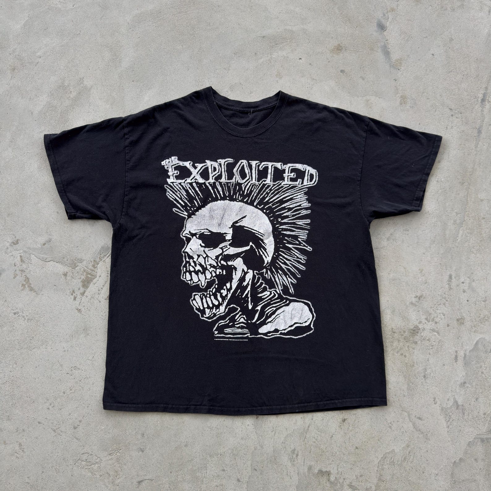 Vintage The Exploited Total Chaos Punk Band T-Shirt Black Skull Graphic Tee 1998 Size XXL S