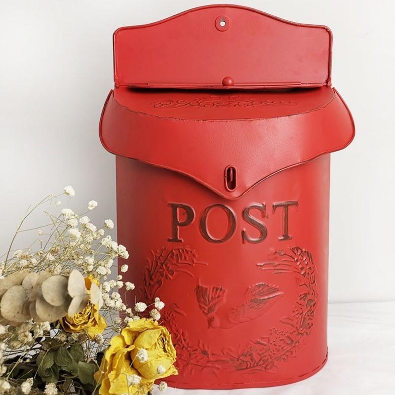 Vintage Handmade Metal Pastoral Lockable Secure Iron Letter Newspaper Mail Box Wall Mounted Mailbox