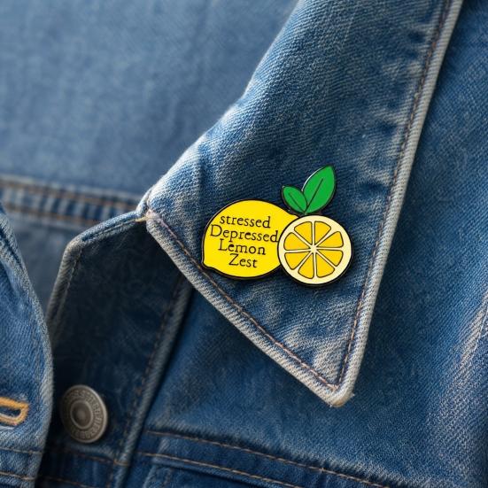 Zinc Alloy Brooch Pin, Lemon Fruit Shape Outline Brooch with Enamel Coloring, Fade-Resistant Pin for Clothing Canvas Bags Hats