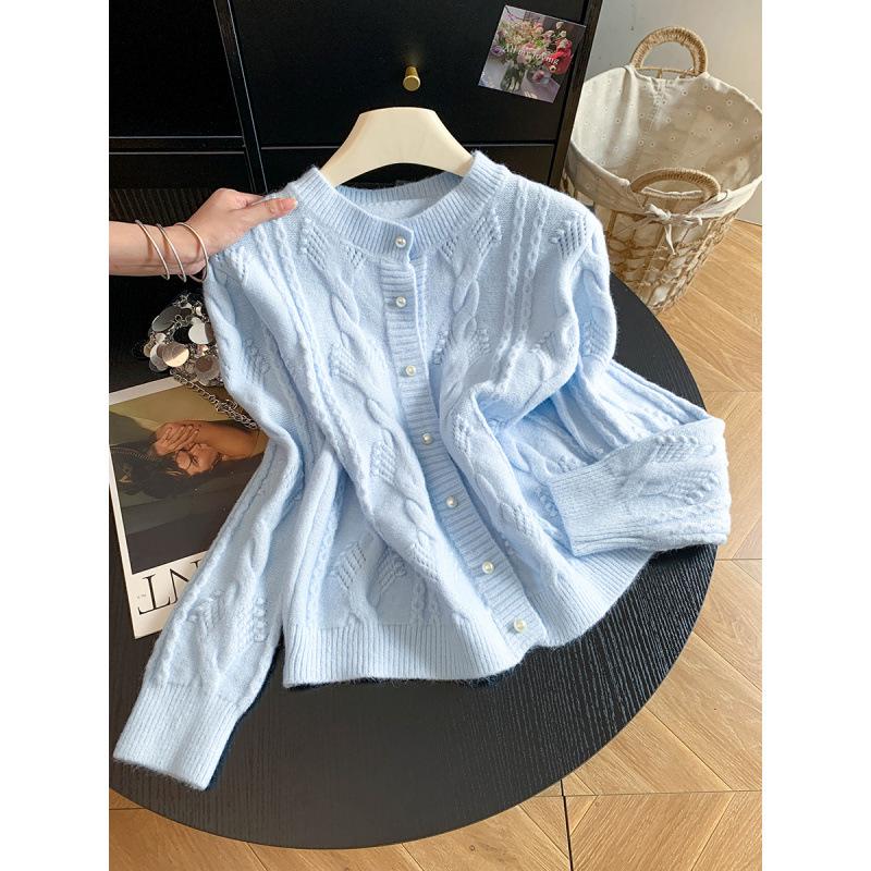Chic Korean Loose Knit Cardigan: Early Autumn Slimming Sweater with High-End Feel