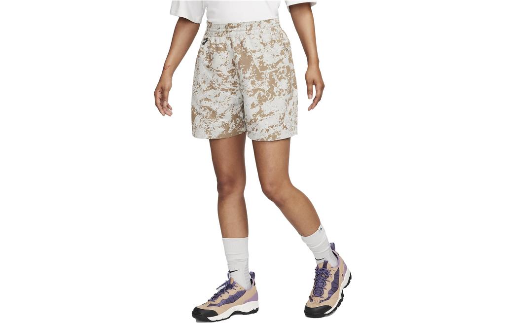 Nike Women's Shorts FB7862-012