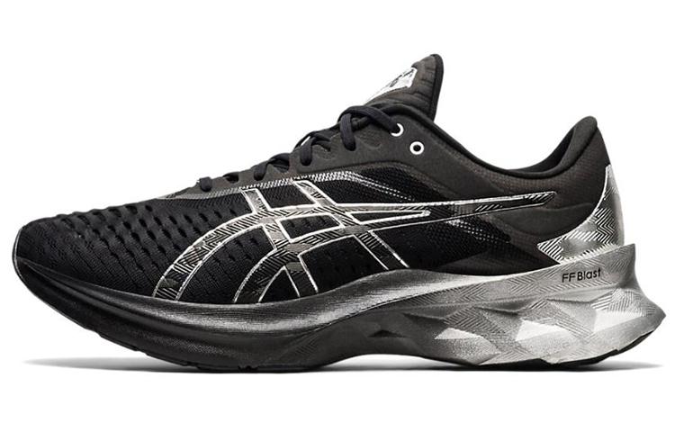 ASICS Novablast Черный Чистое Серебро 1011B157-001 40.5