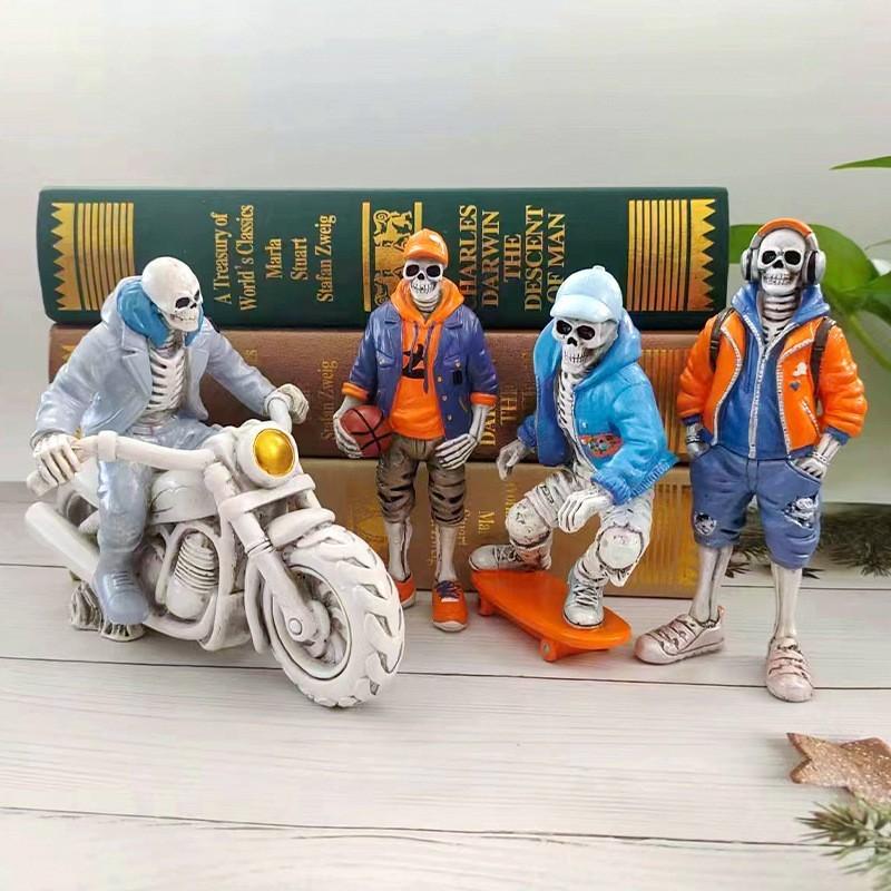 Unique Resin Skeleton Figurine Halloween Home Decor For Garden And Table Display