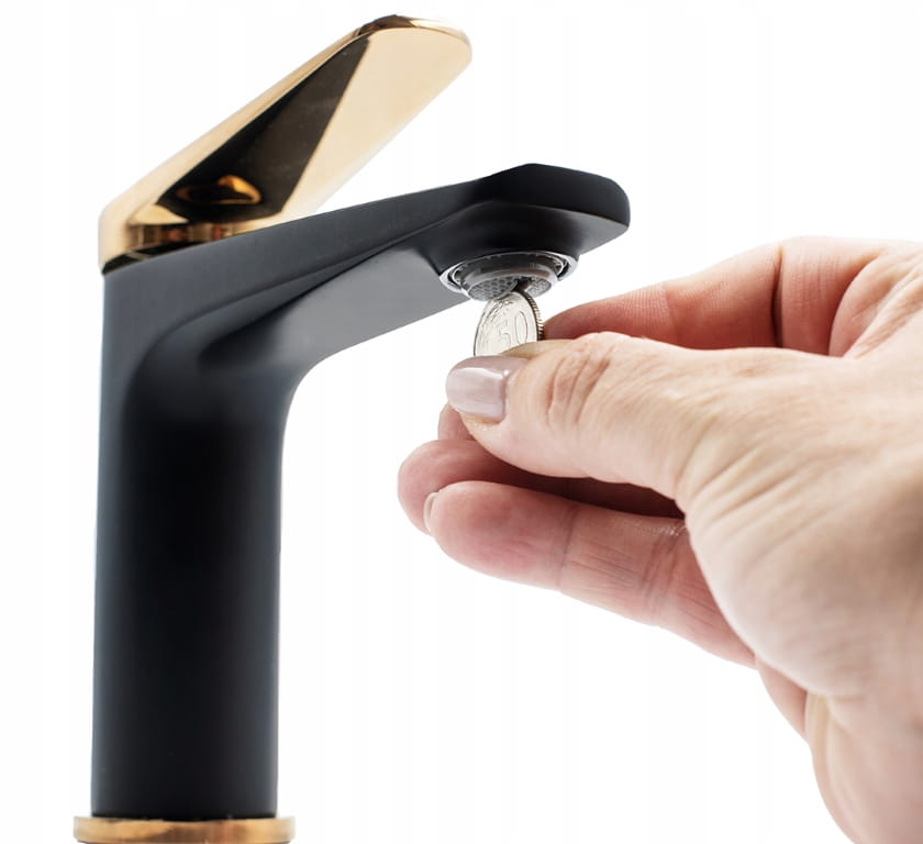 Rubio low black-gold free-standing washbasin tap with click-clack stopper