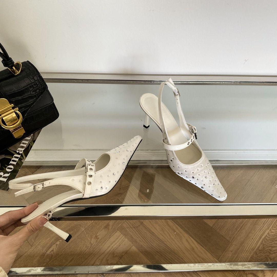 

Baotou pointed head thin heel rivets retro sandals women s 2025 spring and summer new Houkong niche one-word belt fashion shoes 40 білий