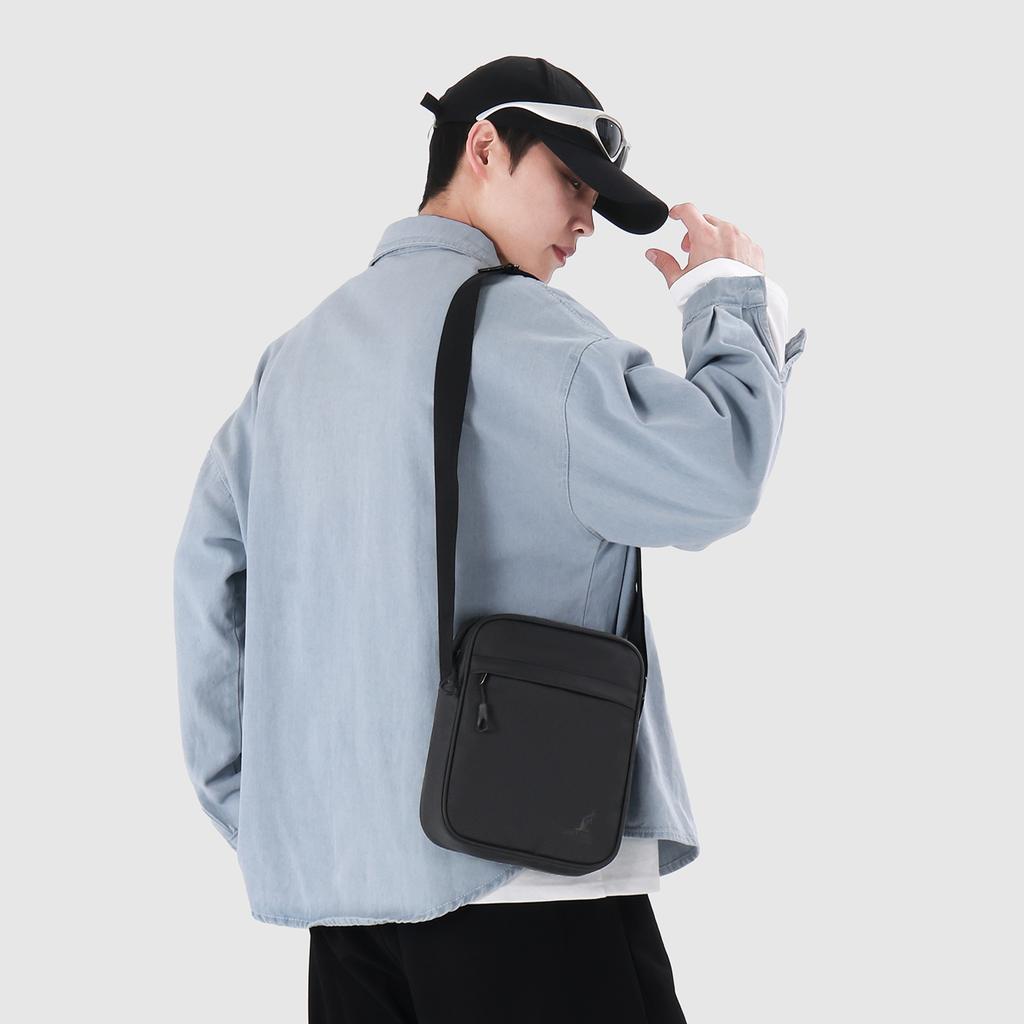 Unisex Lightweight Crossbody Bag – Solid Color Small Shoulder Sling with Phone Pocket for Everyday Carry