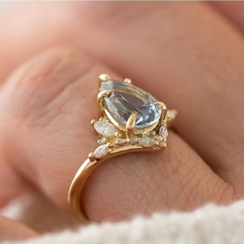 1Pc Fashionable, Simple and Atmospheric Sea Blue Synthetic Zircon