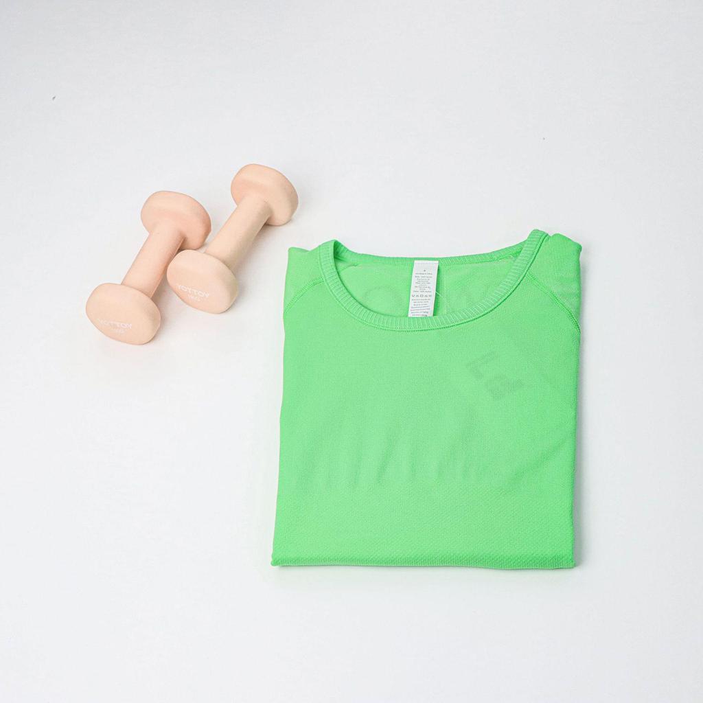 In Stock: Women's LU3.0 Short Sleeve Round Neck Yoga & Running Slim Fit T-Shirt