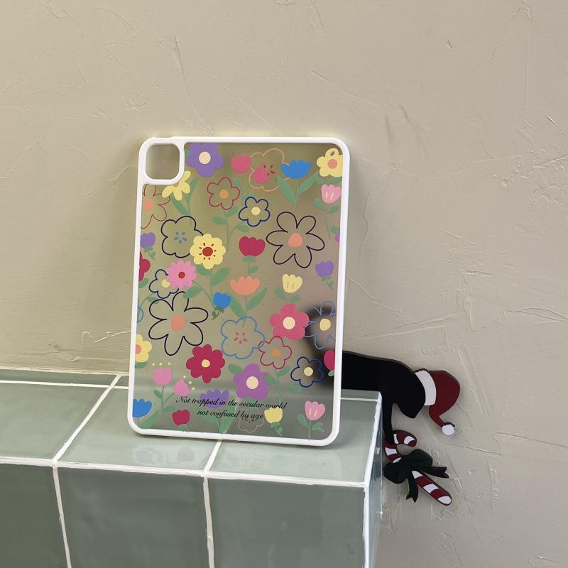 Floral Off-White iPad Pro 2021 Case: Sleek Single-Layer Design