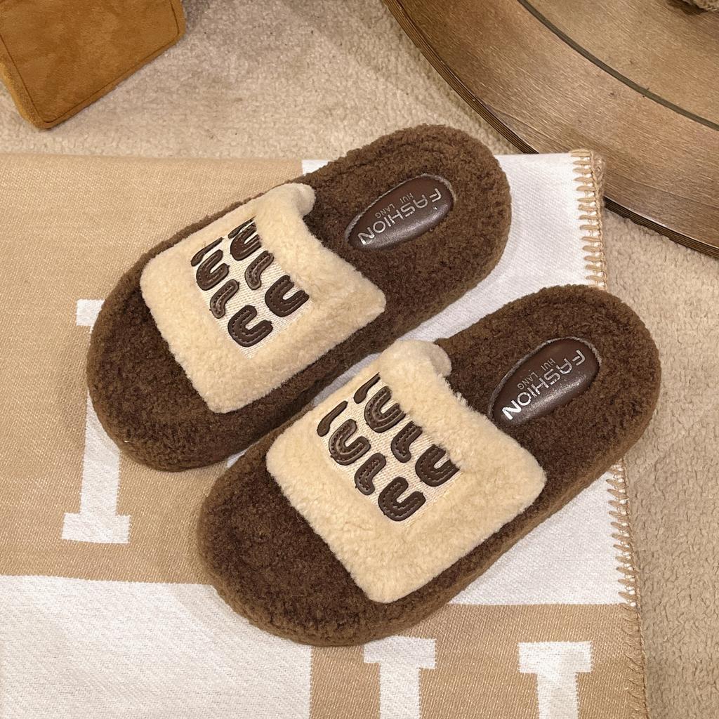 Popular Large Size Solid Color Outer Wear Fluffy Slippers Women's 2024 New Letter One-word Slippers Autumn and Winter Home Cotton Mop