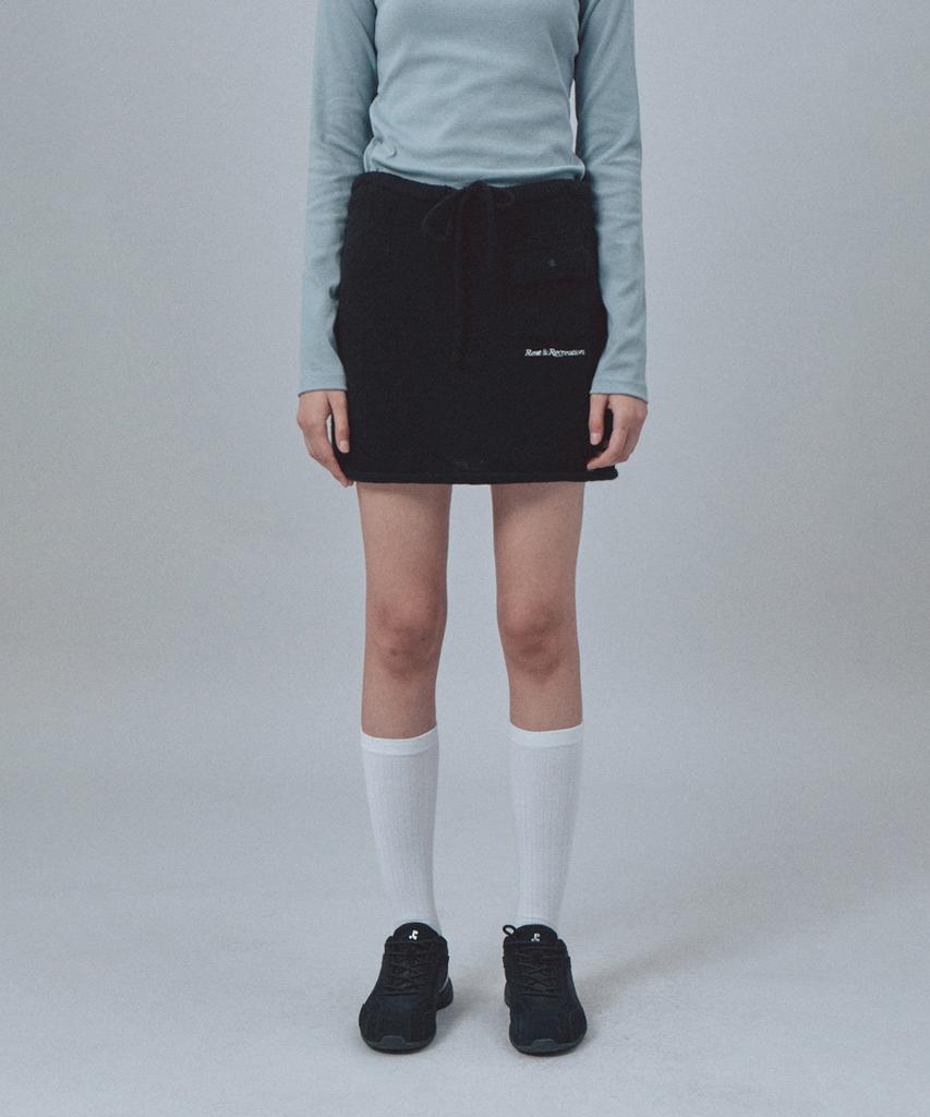 Rest And Recreation Pocket Knit Skirt - Black