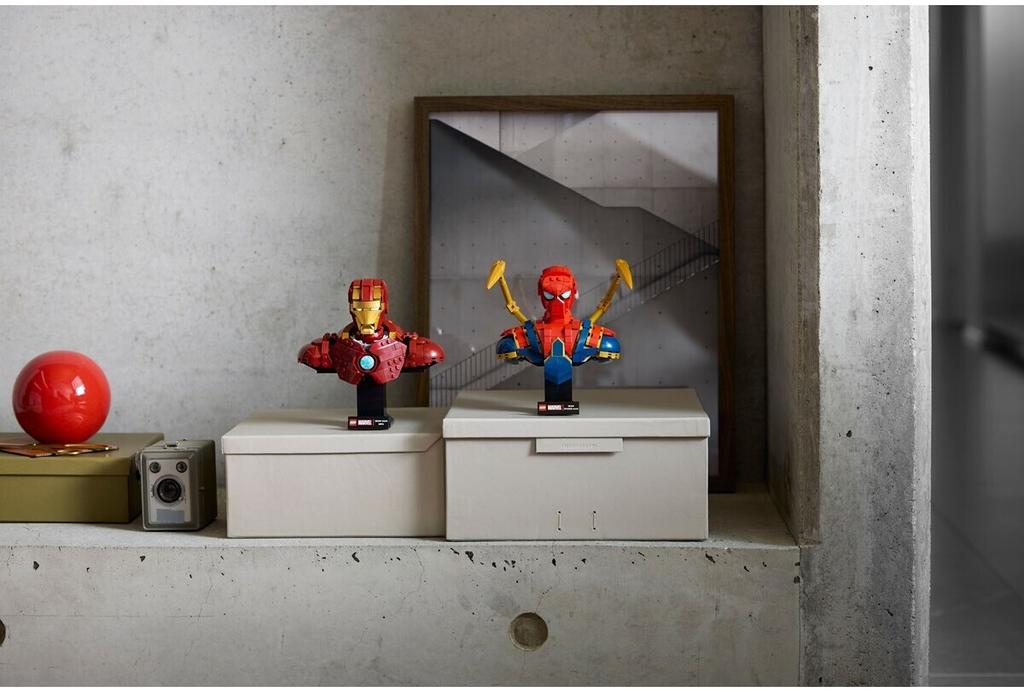 LEGO конструктор Marvel – Железный бюст Человека – паука (76326)
