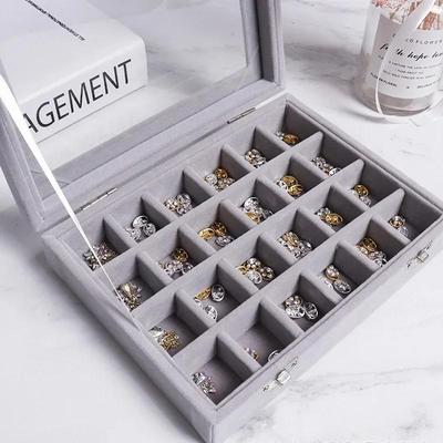 Neue 24-Fächer Schmuck Ohrringe Präsentationsbox mit Deckel High-End Nail Art Schmuck Aufbewahrungsbox Ohrringe Anhänger Silber Schmuckkästchen 2024