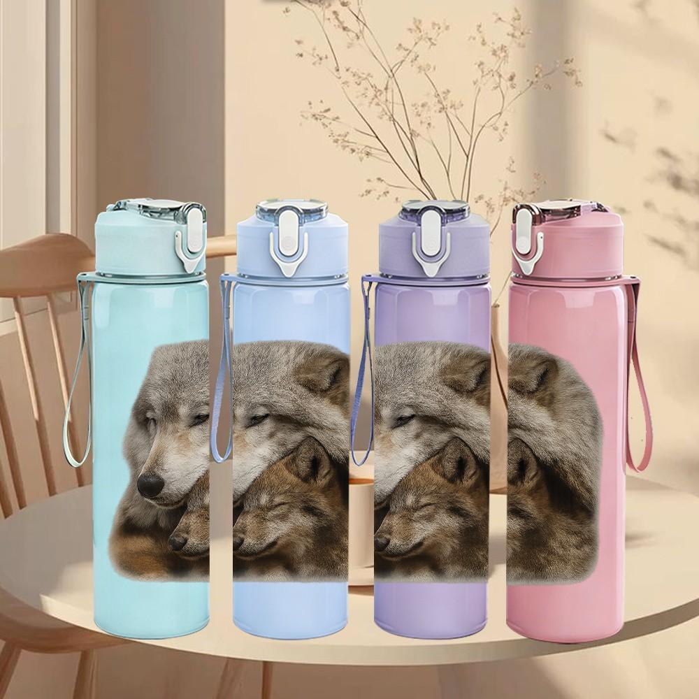 1PC Grey Wolf Head Portrait 750ml Color Plastic Sports Water Bottle Leakproof Flip Straw Lid Suitable for Sports Office Home Use