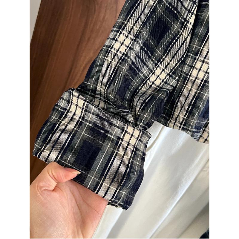 Man Jiang Yue Navy Blue Plaid Women's Long Sleeve Shirt - Hong Kong Style Chic & Lightweight