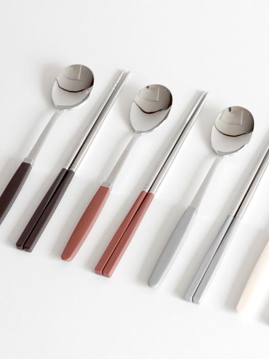 

kamomekitchen [4-person set] 10 COLORS seagull cutlery set (4 spoons, 4 chopsticks) White (same color)