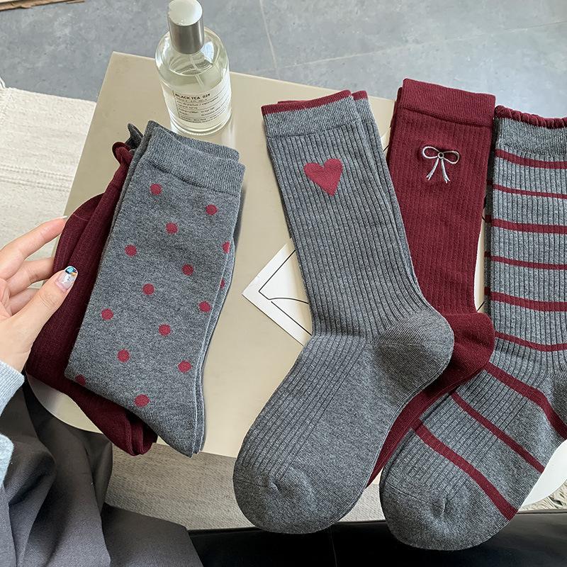 Șosete Dama Ankola Roșii cu Broderie Fundă - Toamnă/Iarnă Stil Retro Gri