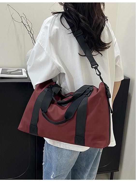 Unisex Large Capacity Waterproof Travel and Gym Bag