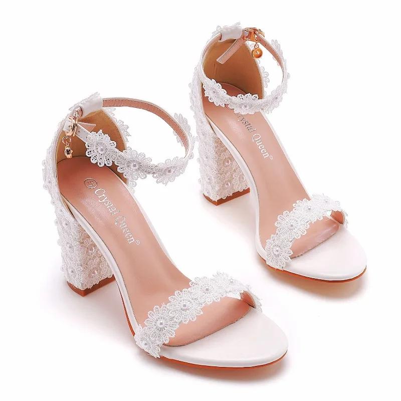 Mode Sommer Damen Hohe Absätze Sandalen Schnur Perlen Schnalle Riemen PU 9CM Quadratischer Absatz Braut Hochzeit Damenschuhe Weiße Pumps