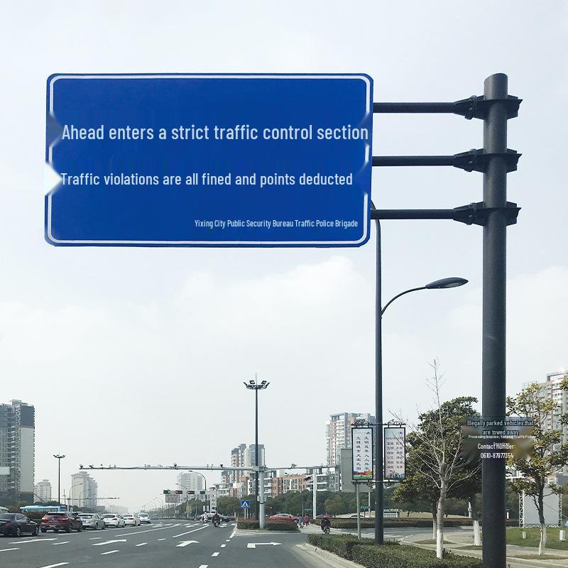 Cantilever Traffic Direction Sign with Reflective Aluminum and Hot-Dip Galvanized Pole