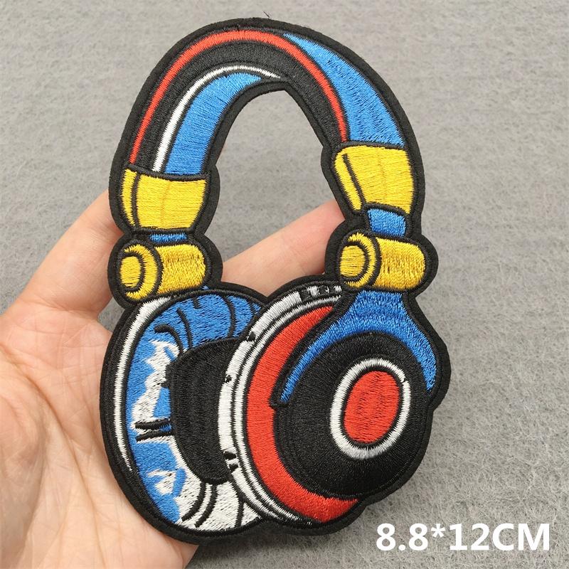 Music Optical Disc Embroidered Rock Patches On Clothes Headset Guitar Stripes Iron On Patches For Clothing Diy Appliques