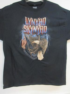 LYNYRD SKYNYRD OFFICIAL EAGLE FLAG MERCH BAND CONCERT MUSIC  EXTRA LARGE Unisex T-Shirt