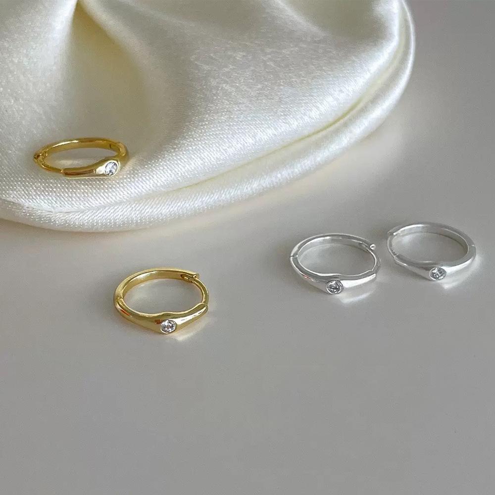 S999 Sterling Silver Zirconia Hoop Earrings for Women - Simple, Versatile, and Luxurious Ear Cuffs, High-End Niche Jewelry In Ins Style.