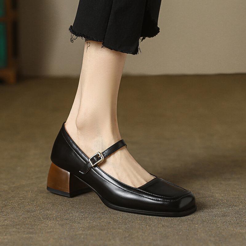 Medium Heel Casual Small Leather Shoes Women Wear Rubber Sole Single Shoes In All Seasons, New Black Square Heel Women's Low-top Shoes