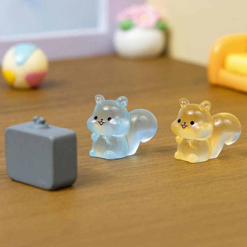 Micro-Landscape Simulation Glow-In-The-Dark Little Squirrel Diy Handmade Doll House Home Decoration Handicraft Small Ornaments