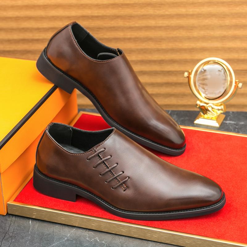 New Outdoor High QualityClassic Pointed Toe Non-Slip  Lace-Up Lightweight Soft BottomWalking Shoes for  Men Casual Shoes Leather