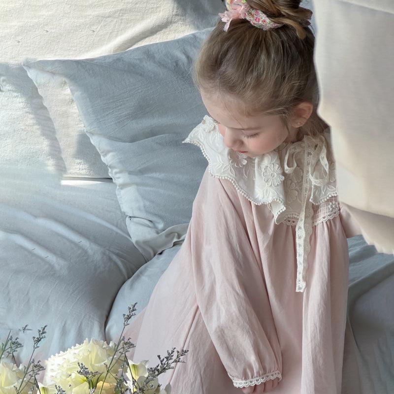 Vår 2025 Spetskrage Lös passform Prinsessklänning för flickor