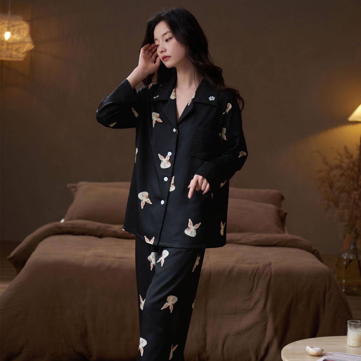 

Fayin Puppy Women s Ice Silk Summer Pajama Set – Short-Sleeve Top & Shorts, High-Quality, Versatile Homewear and Outdoor Wear. Large