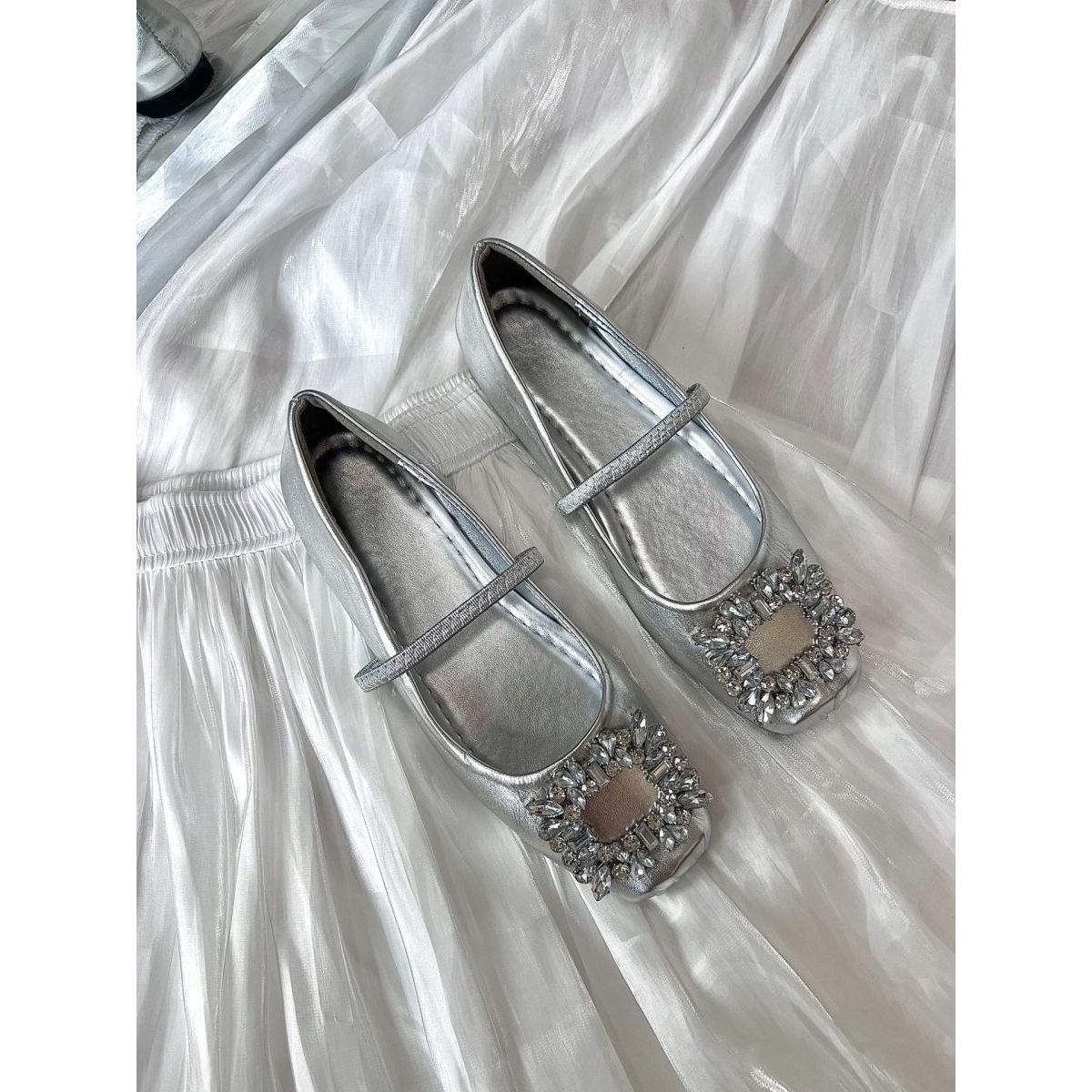 

Модные женские балетки из мягкой кожи, слипоны, повседневная обувь, модные туфли-лодочки с квадратным носком, офисная женская рабочая тонкая обувь, женские туфли Мэри Джейн 35 серебряный