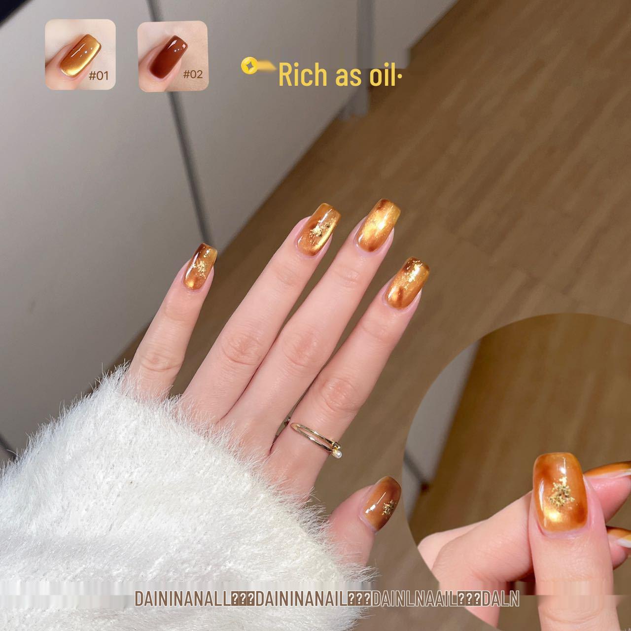 

Трендовый двухцветный гель-лак для ногтей «кошачий глаз» цвета фарфорового белого и с эффектом стеклянных бусин - Салонный эксклюзив