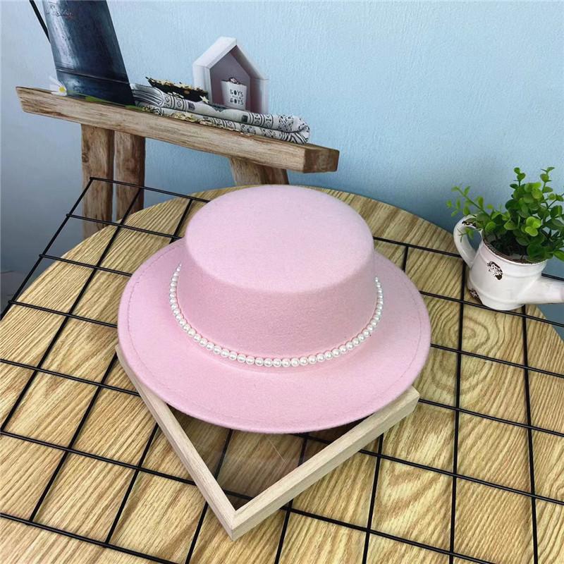 Hat Women's New Pearl Chain Flat Top Woolen Hat Elegant Casual European, American British Flat Edge Retro Hat