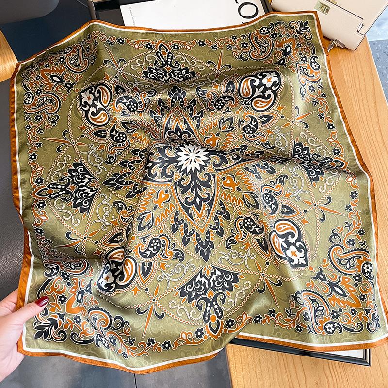 Spring and Autumn New Fashion Mulberry Silk Temperament Small Square Scarf Women's Silk Scarf Printed Decorative Scarf Shawl Scarf Silk