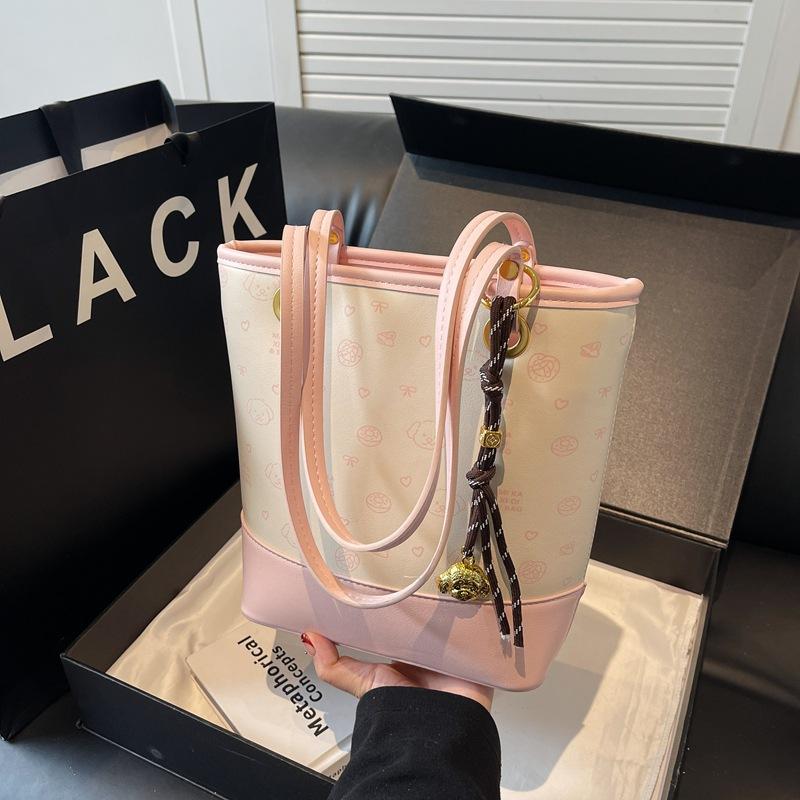 Large Capacity Commuter Bag Women's New Fashion Tote Bag Versatile Casual Shoulder Bag