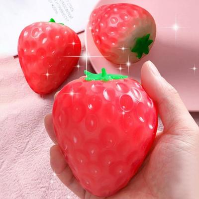 Brinquedo de Morango Fotossensível que Muda de Cor Morango Simulado Branco para Vermelho Brinquedo de Apertar Fidget Alívio da Ansiedade Estresse Sensorial